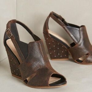 Anthropologie KLUB NICO Palm Grove Wedges Size 8